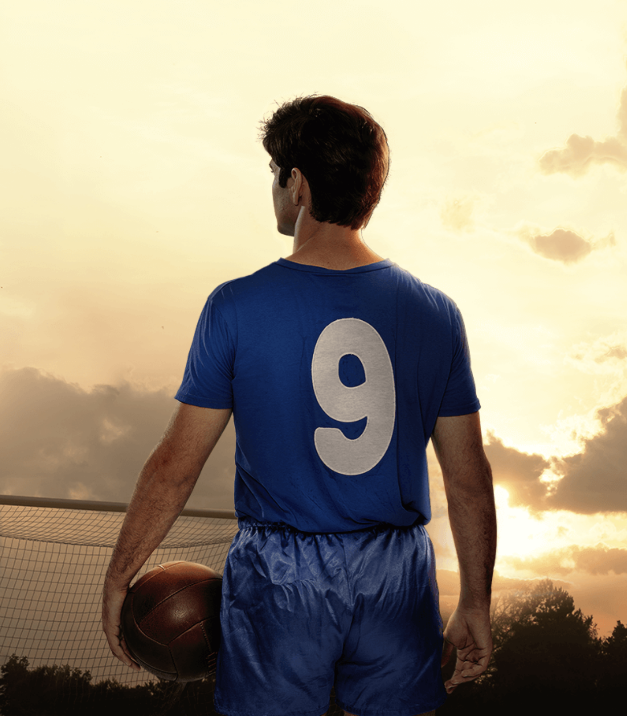 Gundy: a blue-shirted football player with the number 9