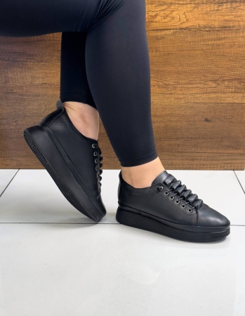 Дамски спортни обувки черни 4586