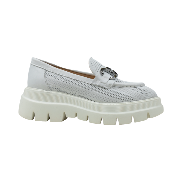 Дамски ежедневни обувки в бяло 13-315-47