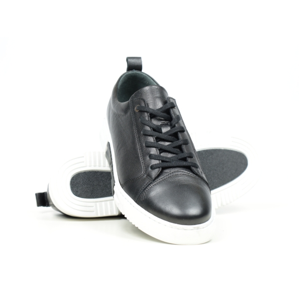 Мъжки спортни обувки черни 104