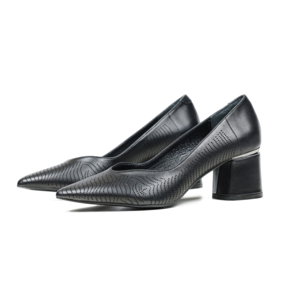 Дамски елегантни обувки черни 880-100