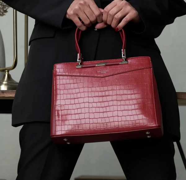 Дамска елегантна чанта тъмно червена 6853-3 David Jones