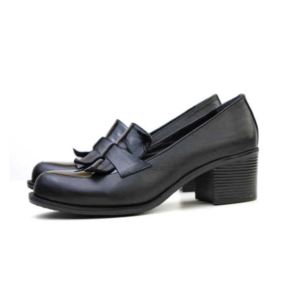 Дамски ежедневни обувки черни 10-183-01-301