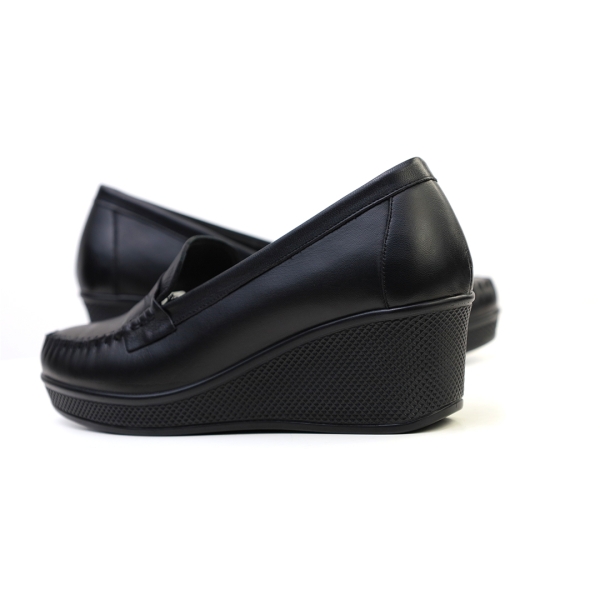 Дамски ежедневни обувки на платформа черни 502-35-810