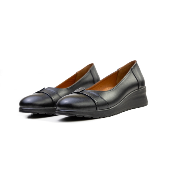 Дамски ежедневни обувки на платформа черни 11-85-1