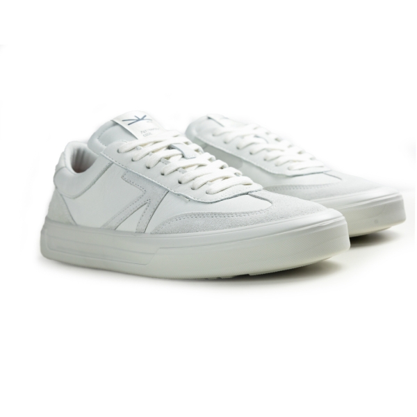 Мъжки спортни обувки в бяло 5908 Atrai