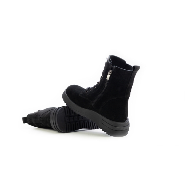 Дамски ежедневни боти от естествен велур черни 491-7-486