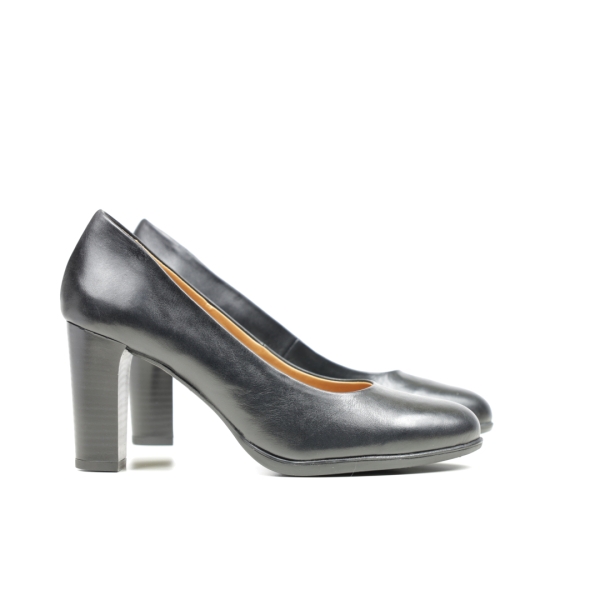 Дамски елегантни обувки на ток черни 77/653