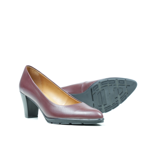 Дамски елегантни обувки на ток бордо 141/653 GS