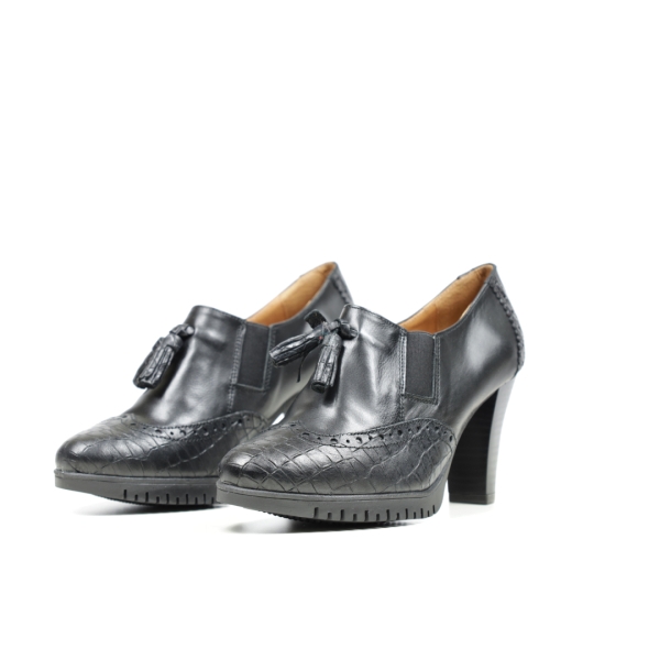 Дамски елегантни обувки на ток черни 107/1180 GS