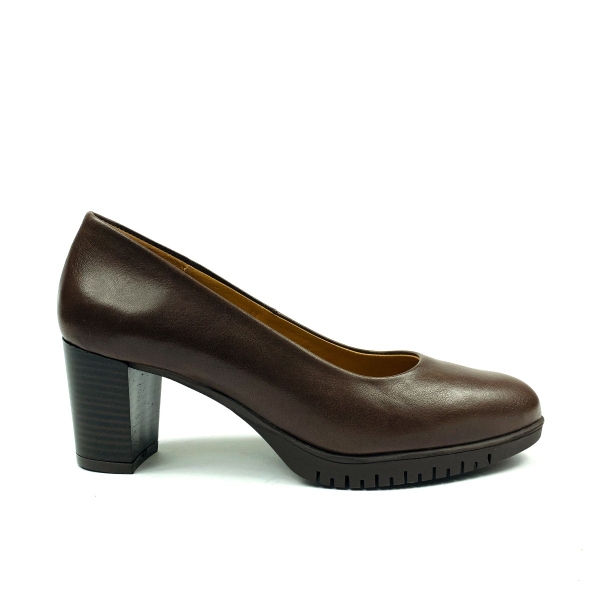 Дамски ежедневни обувки на ток кафяви 106/653 GS