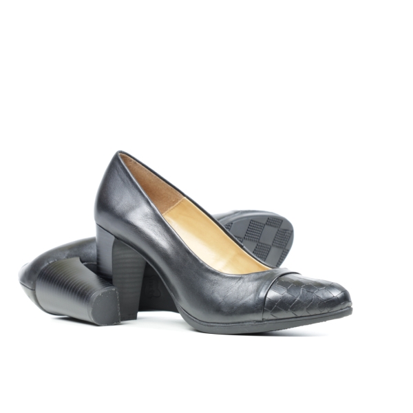 Дамски елегантни обувки на ток черни 28/111GS