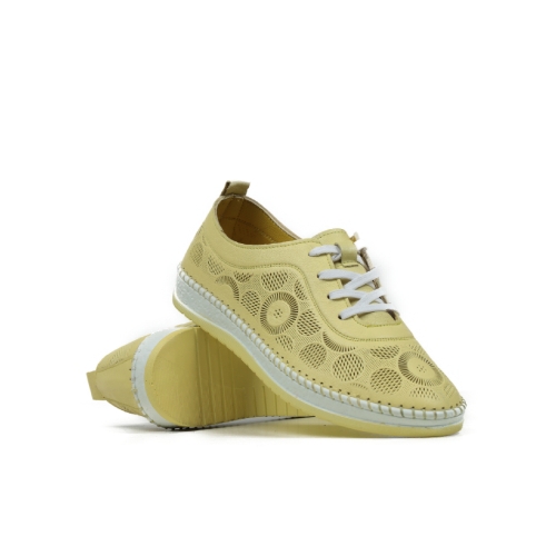 Дамски ежедневни обувки в жълто 202