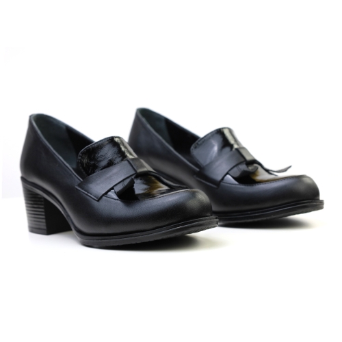 Дамски ежедневни обувки черни 10-183-01-301