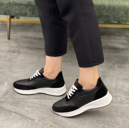 Дамски спортни обувки черни 2050 AD