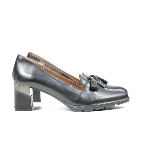 Дамски ежедневни обувки на ток черни 141/1466 GS