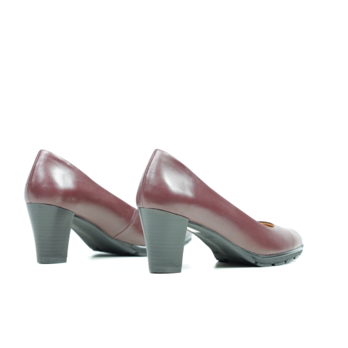 Дамски елегантни обувки на ток бордо 141/653 GS